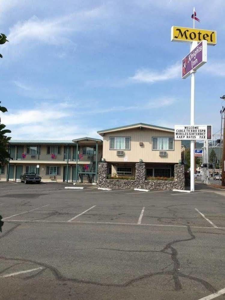 Knights Inn Motel Grants Pass Buitenkant foto